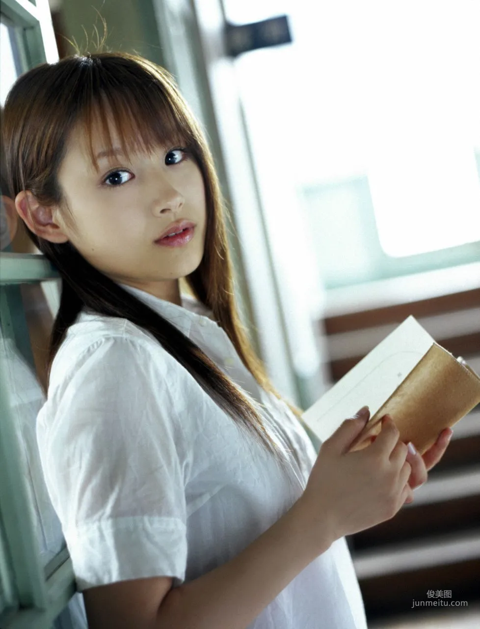 Ai Takahashi 高橋愛 [Hello! Project Digital Books] Vol.16 寫真集 29