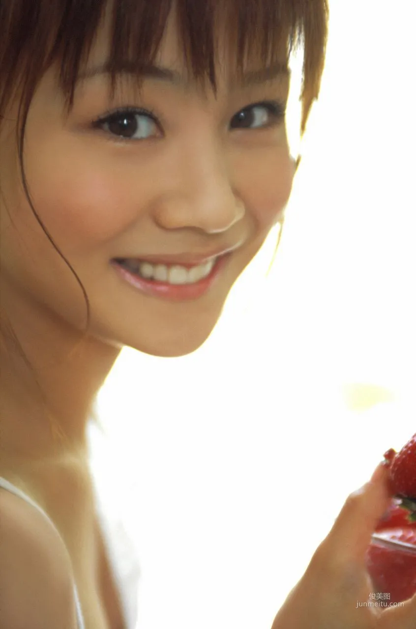 Risa Niigaki 新垣裡沙 [Hello! Project Digital Books] Vol.33 寫真集 14