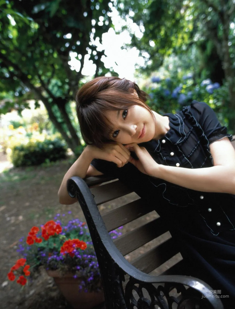Eri Kamei [Hello! Project Digital Books] Vol.48 Photo Set photo 51