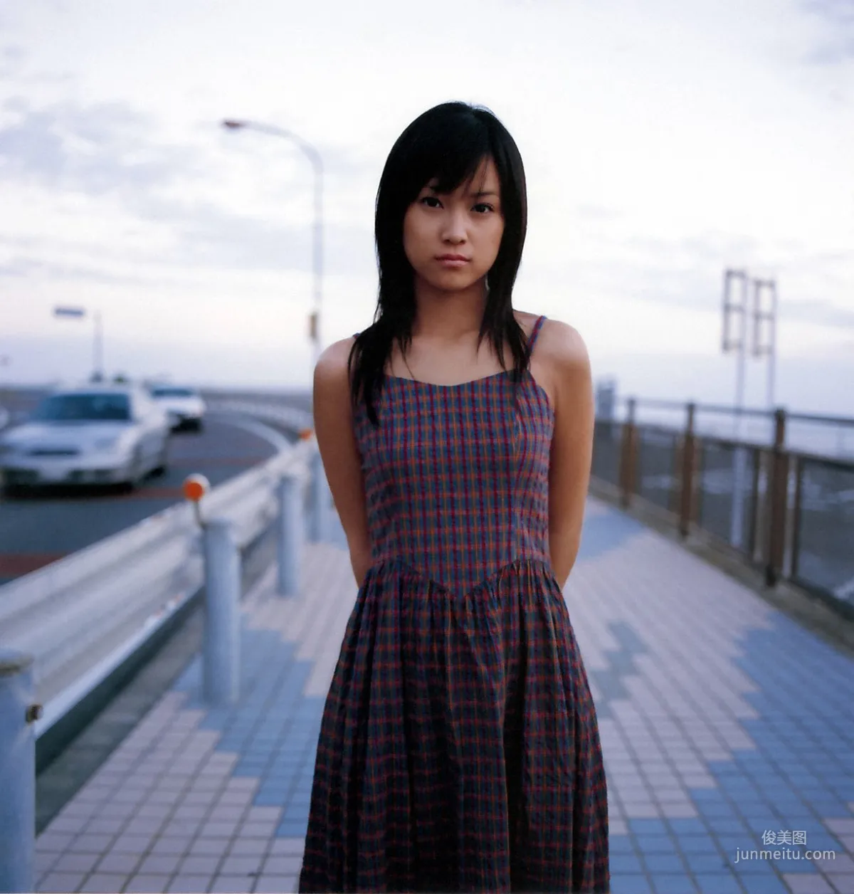 Eri Kamei [Hello! Project Digital Books] Vol.17 Photo Set photo 35