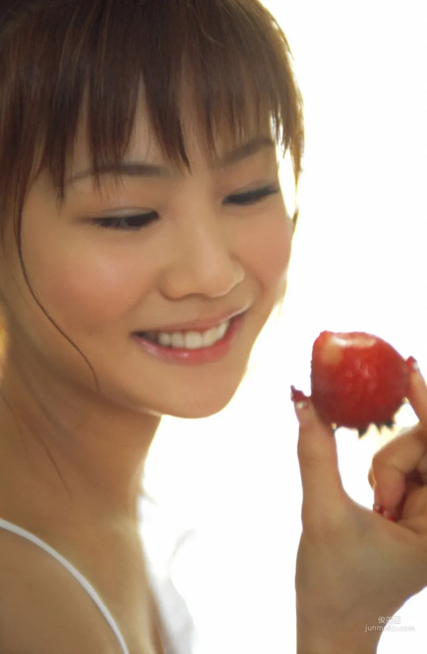 Risa Niigaki 新垣裡沙 [Hello! Project Digital Books] Vol.33 寫真集 13