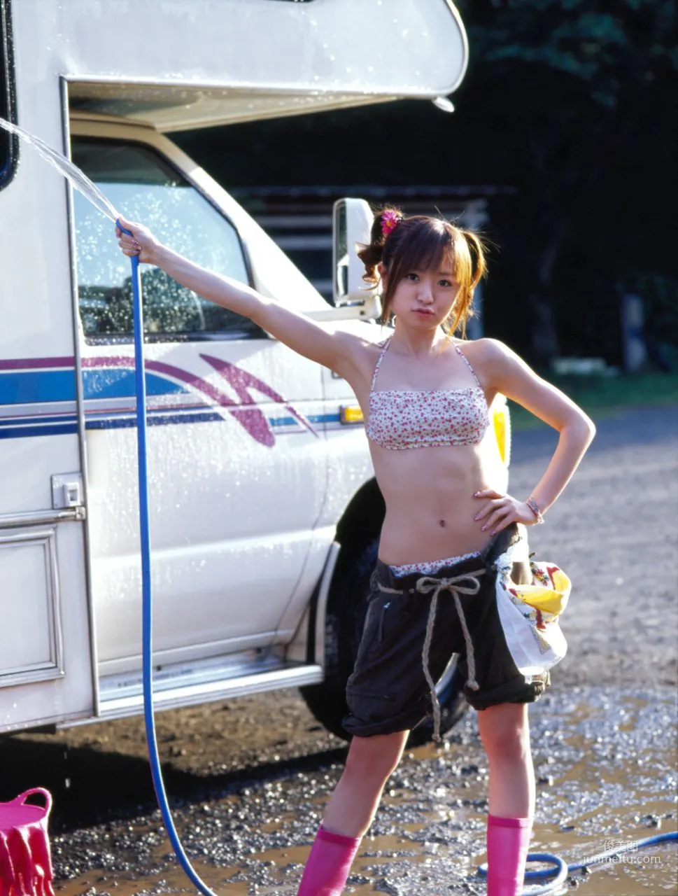 Asami Konno [Hello! Project Digital Books] Vol.36 Photo Set photo 43