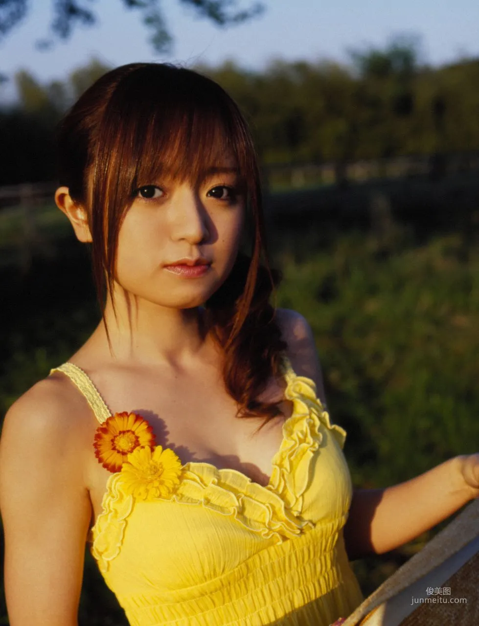 Asami Konno [Hello! Project Digital Books] Vol.36 Photo Set photo 25