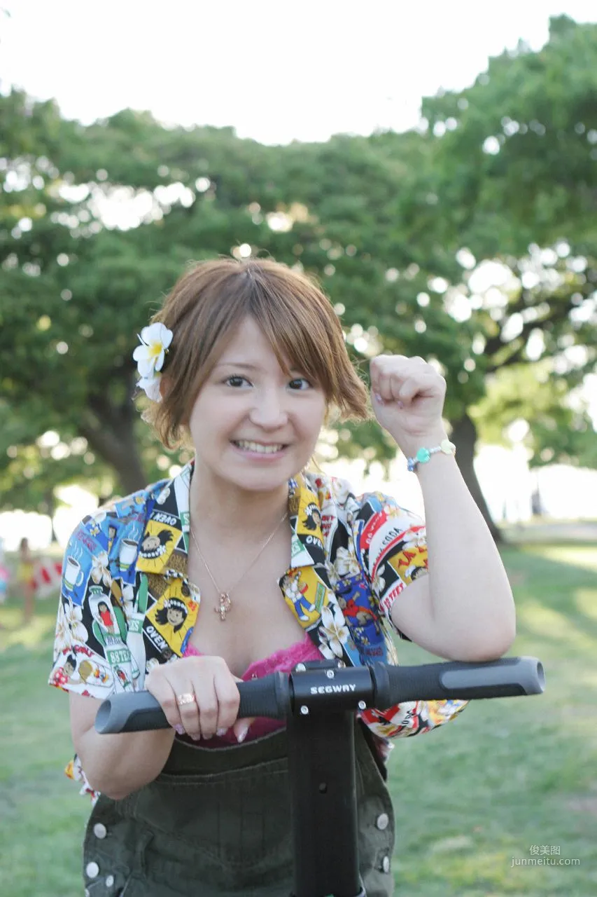 矢口真裡、辻希美 [Hello! Project Digital Books] 寫真集 4