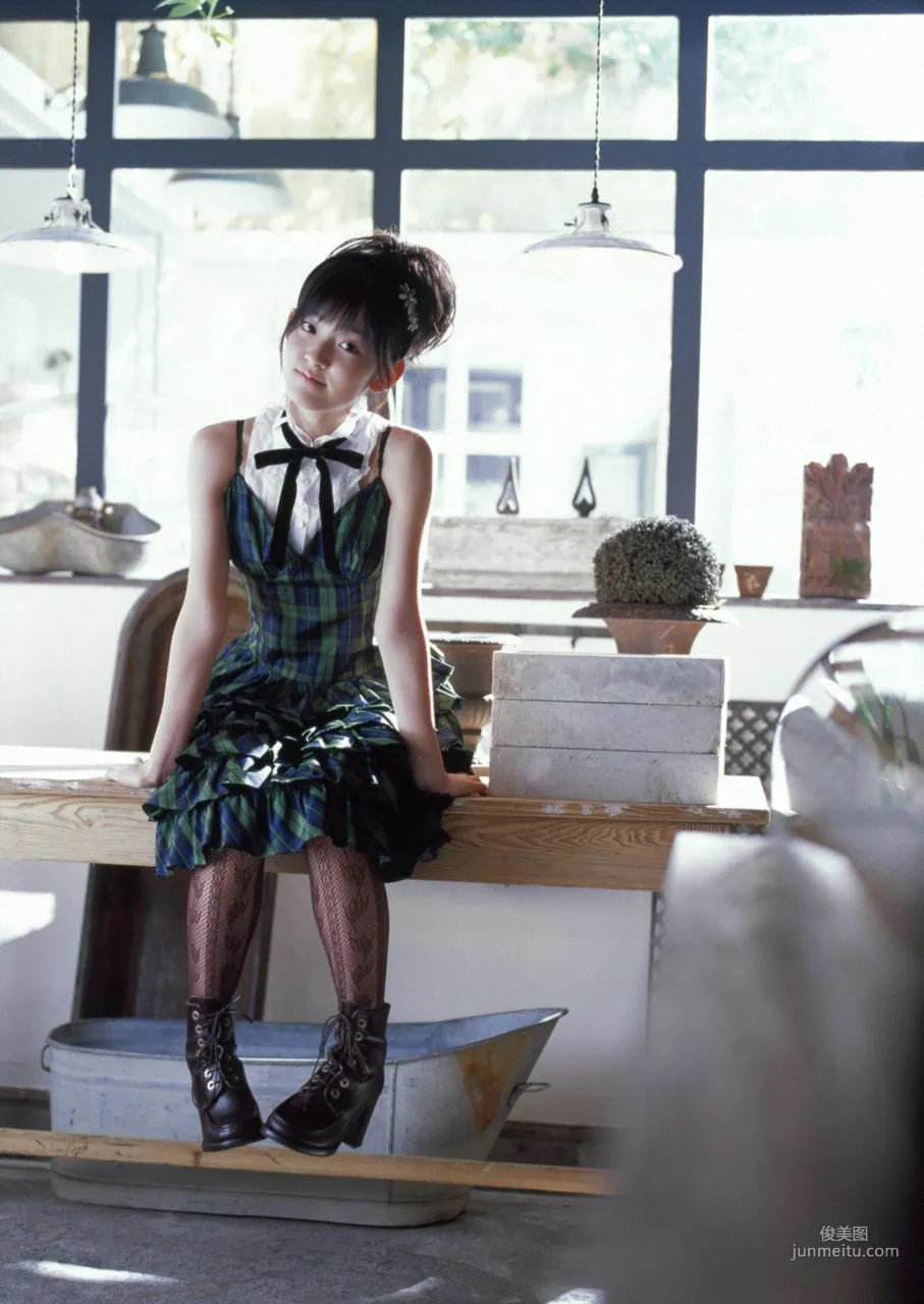 Airi Suzuki [Hello! Project Digital Books] Vol.43 Photo Set photo 50