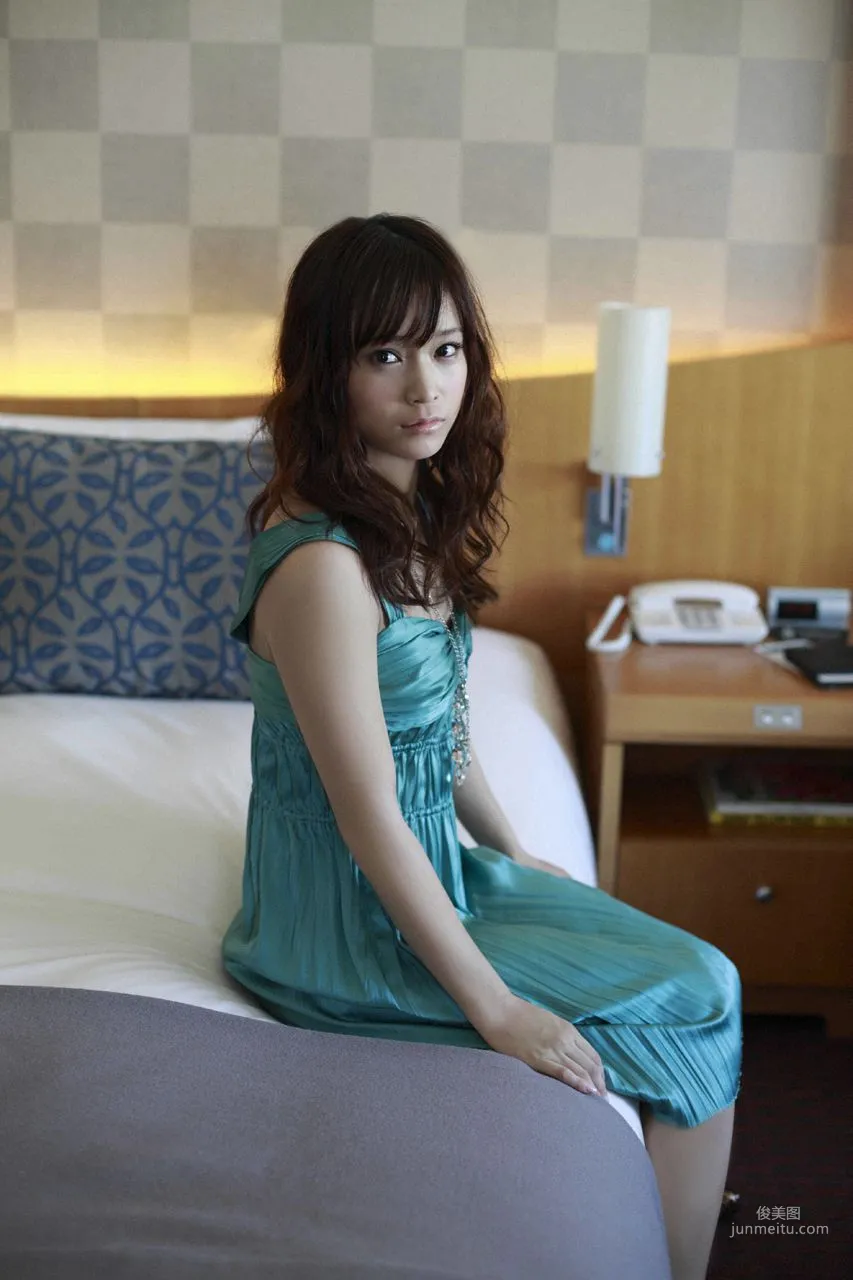 Eri Kamei [Hello! Project Digital Books] Vol.65 Photo Set photo 29