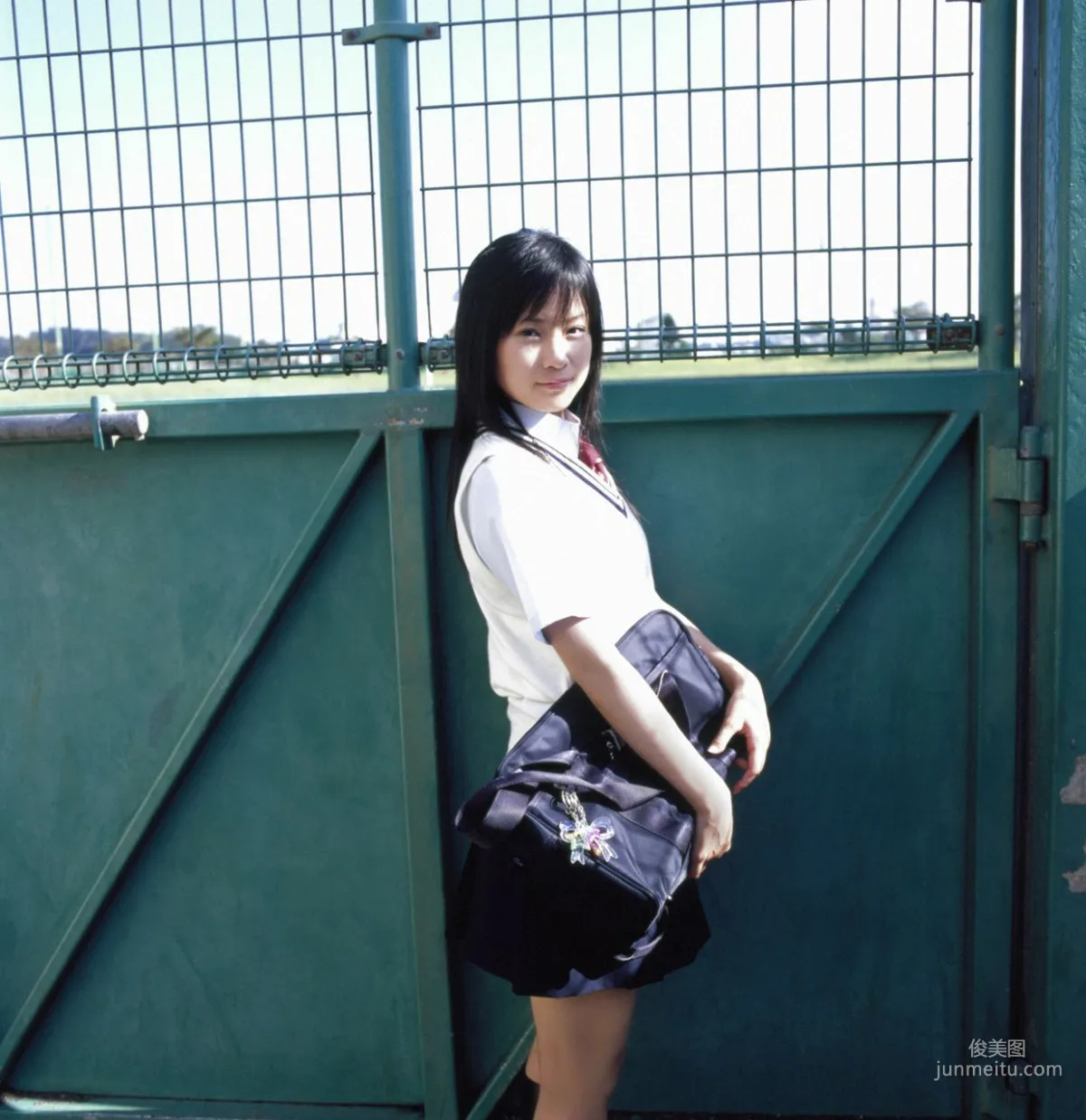 Eri Kamei [Hello! Project Digital Books] Vol.17 Photo Set photo 30
