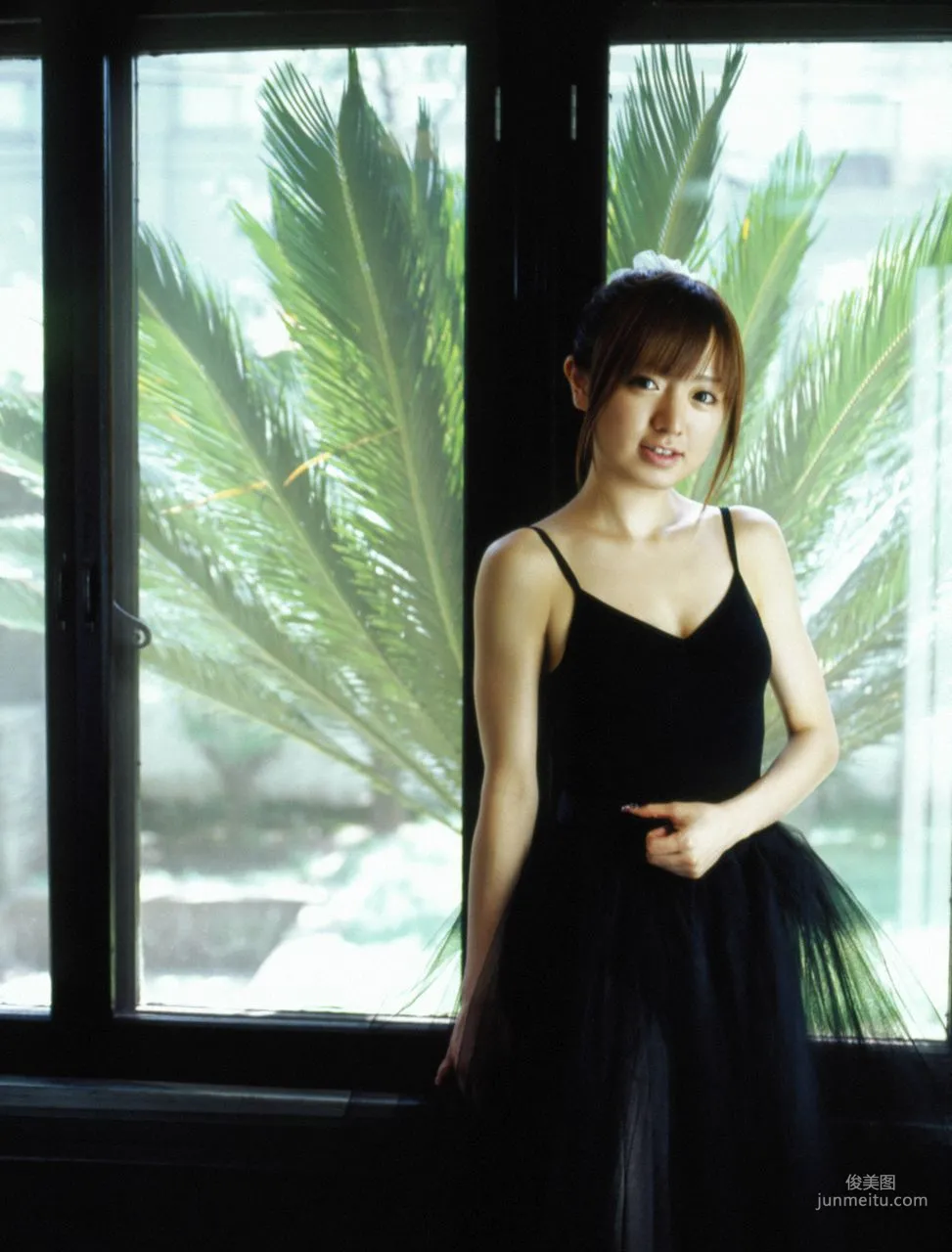 Asami Konno [Hello! Project Digital Books] Vol.40 Photo Set photo 51