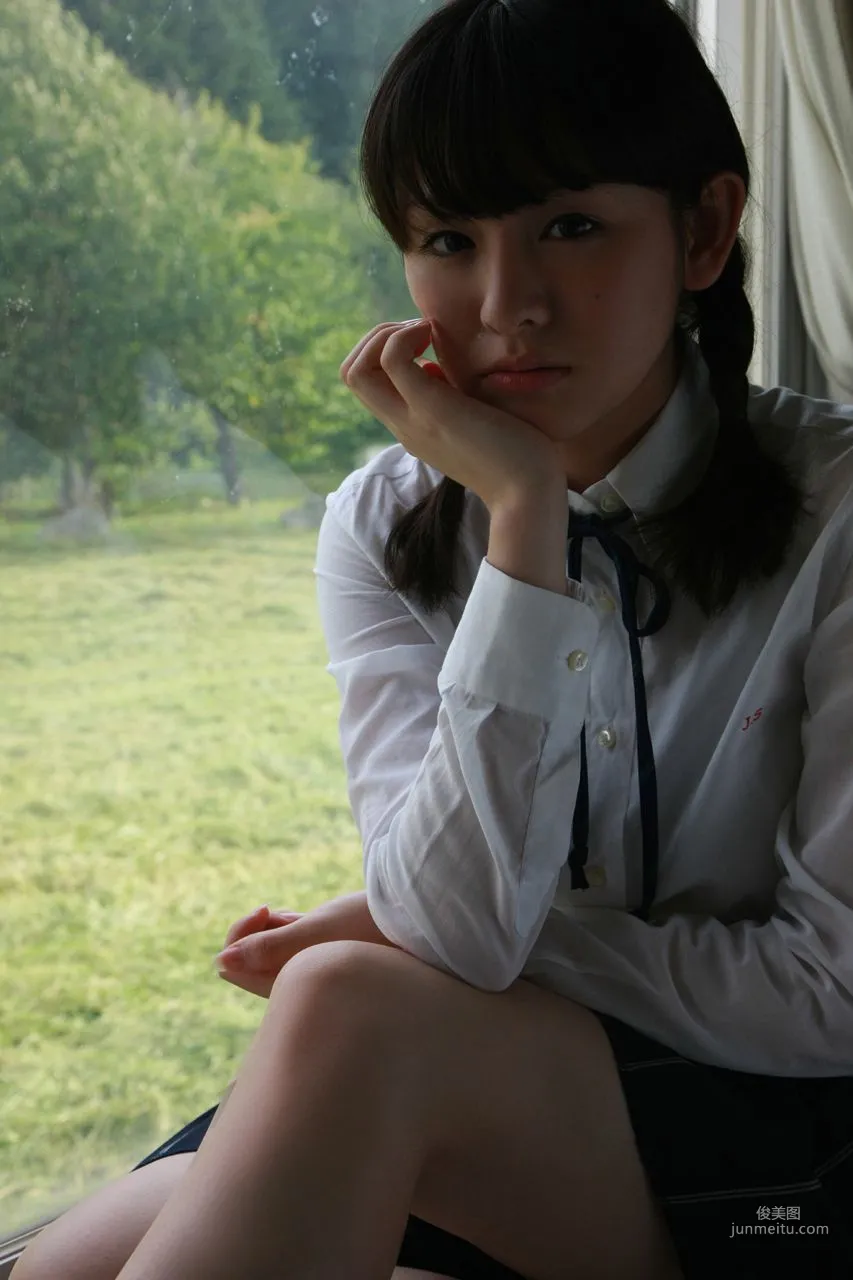 Risako Sugaya [Hello! Project Digital Books] Vol.68 Photo Set photo 42