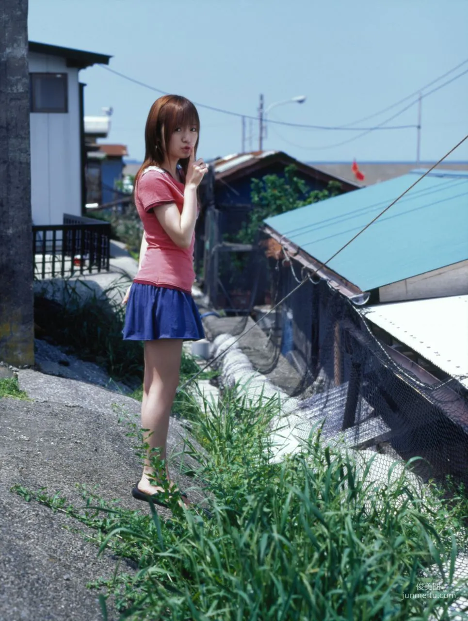 Asami Konno [Hello! Project Digital Books] Vol.36 Photo Set photo 26