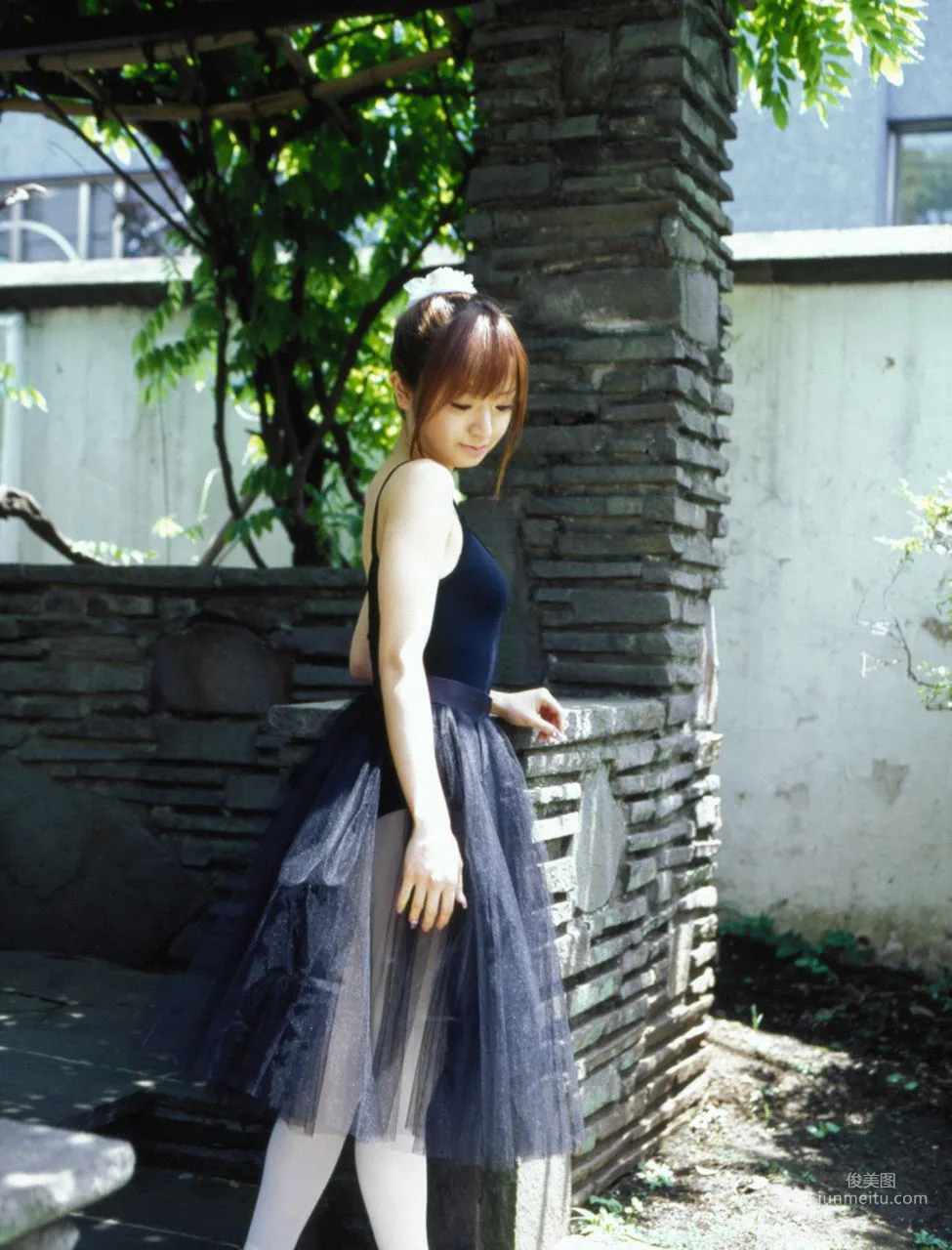 Asami Konno [Hello! Project Digital Books] Vol.40 Photo Set photo 59