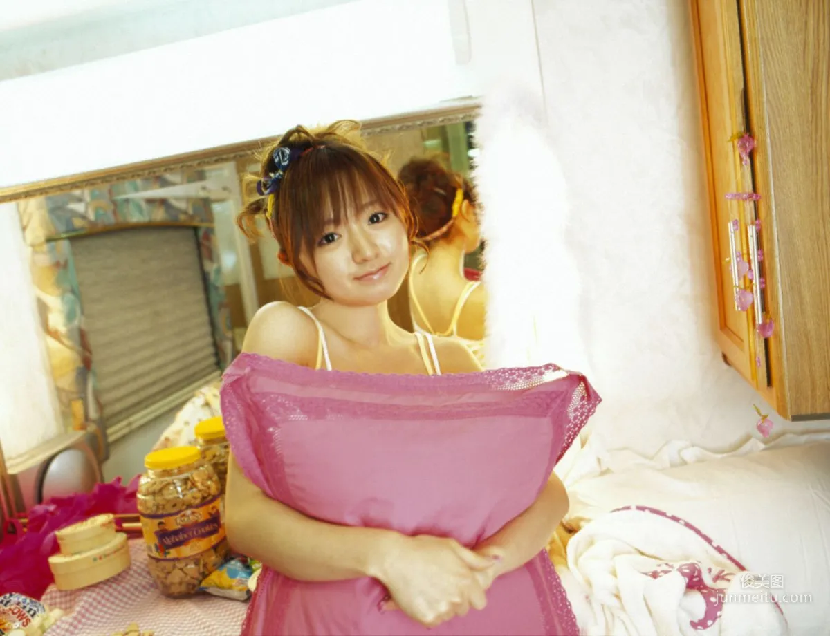 Asami Konno [Hello! Project Digital Books] Vol.40 Photo Set photo 16