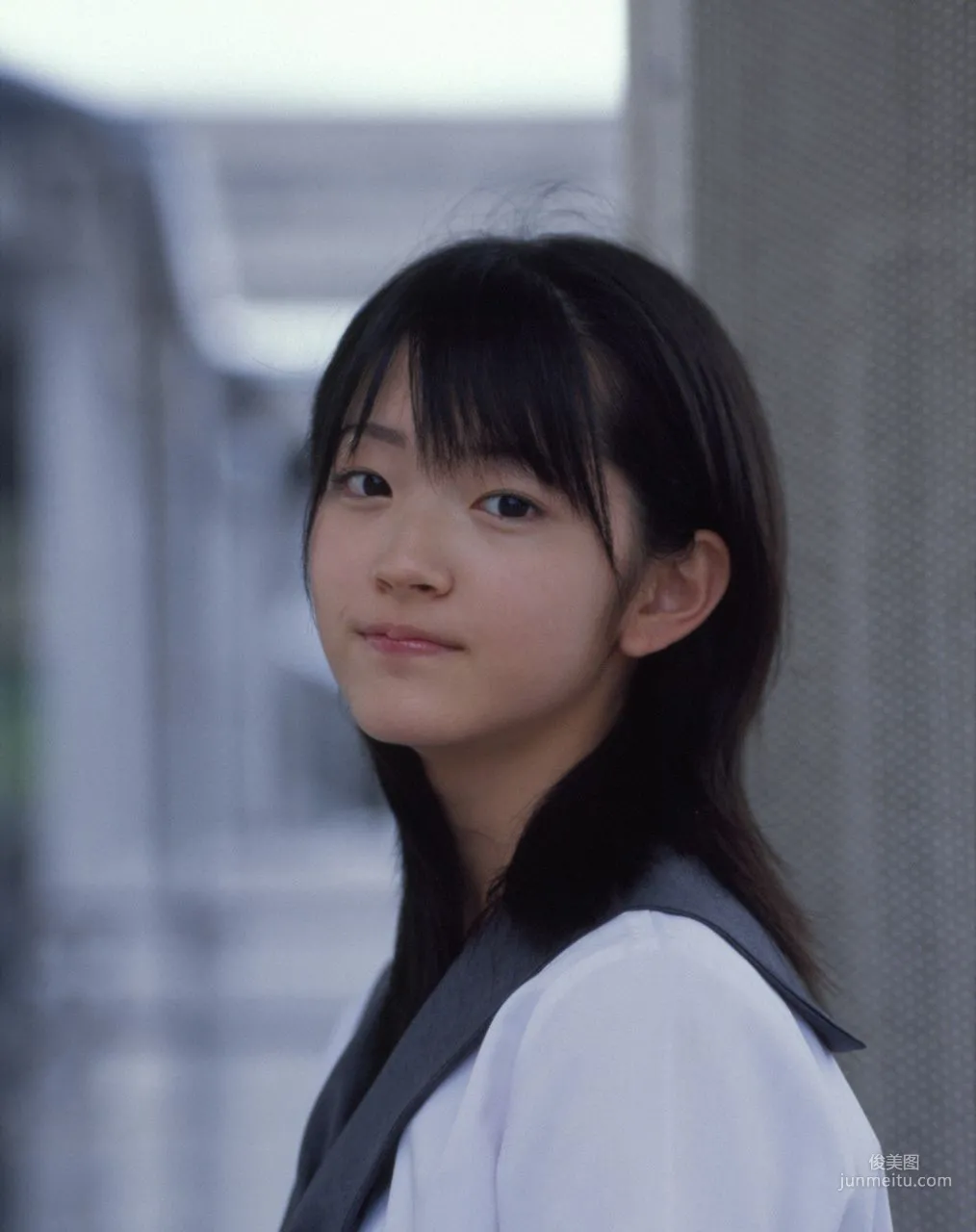 Airi Suzuki [Hello! Project Digital Books] Vol.43 Photo Set photo 7