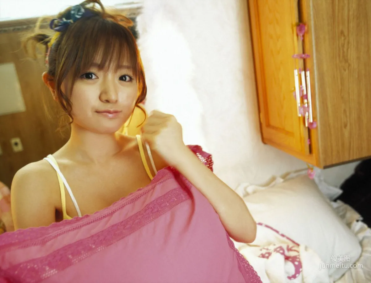 Asami Konno [Hello! Project Digital Books] Vol.40 Photo Set photo 17