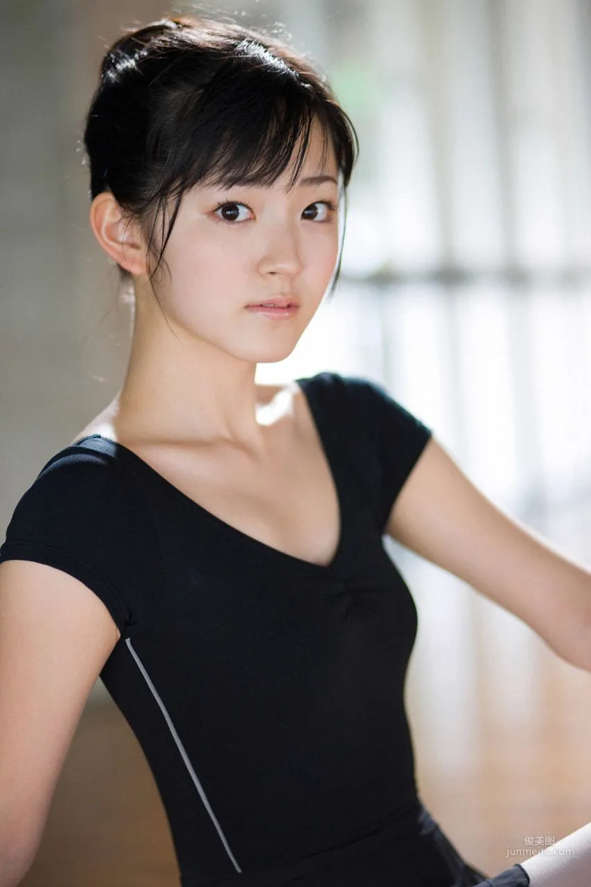 Airi Suzuki 鈴木愛理 [Hello! Project Digital Books] Vol.55 寫真集 36
