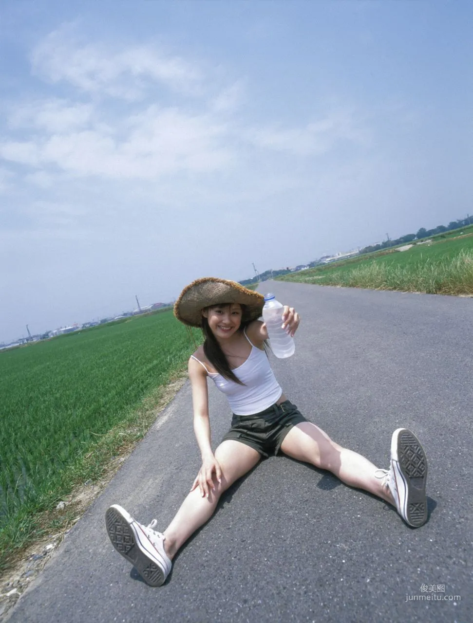 Ai Takahashi 高橋愛 [Hello! Project Digital Books] Vol.16 寫真集 3