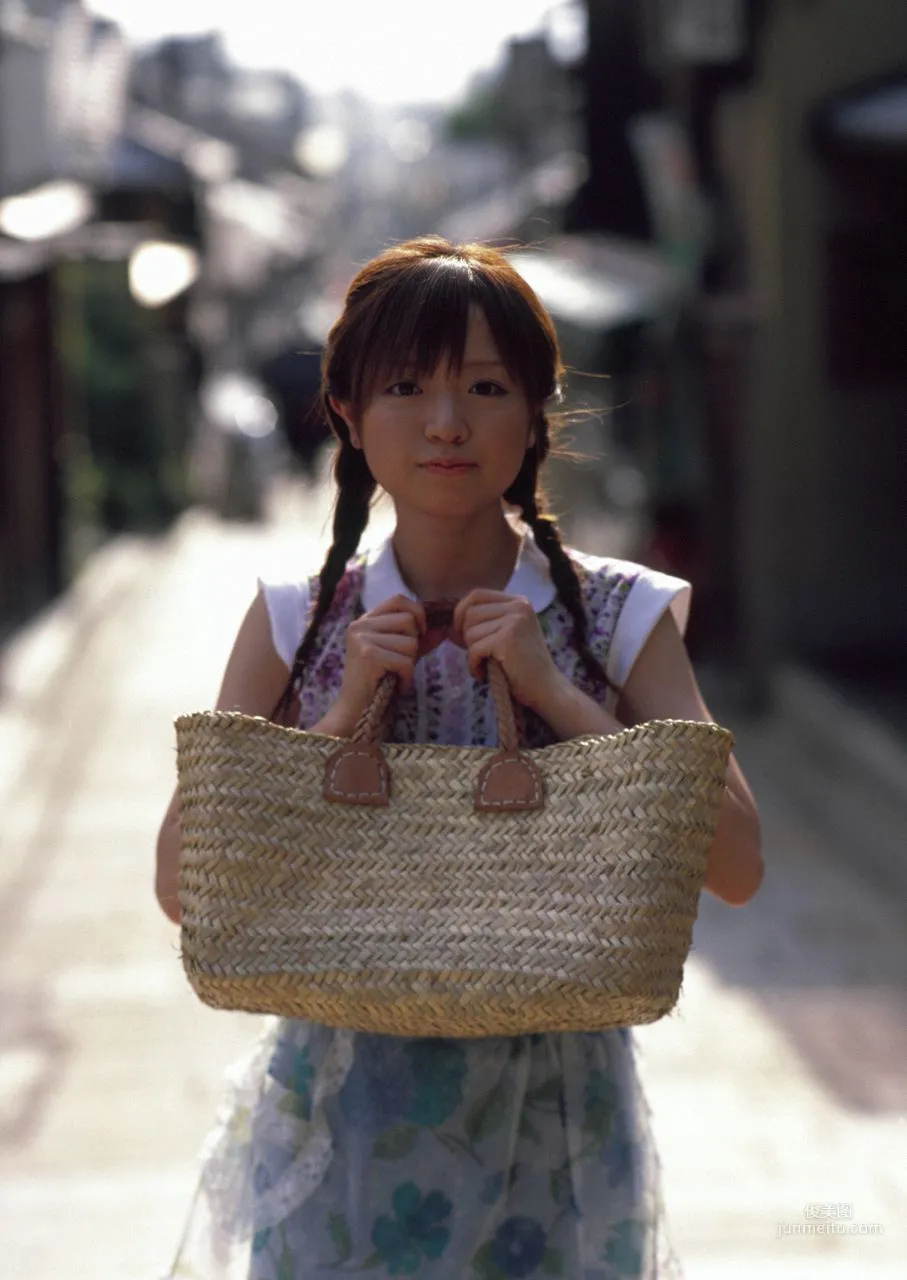 Asami Konno 紺野あさ美 [Hello! Project Digital Books] Vol.19 寫真集 80