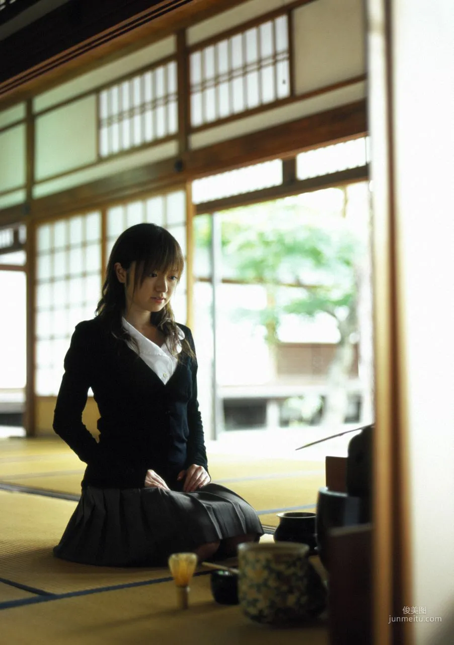 Asami Konno 紺野あさ美 [Hello! Project Digital Books] Vol.19 寫真集 36