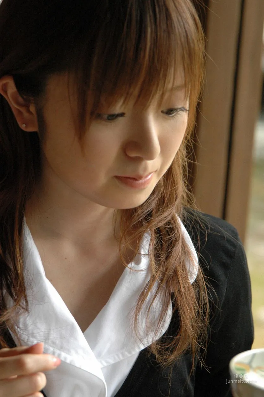 Asami Konno 紺野あさ美 [Hello! Project Digital Books] Vol.19 寫真集 41