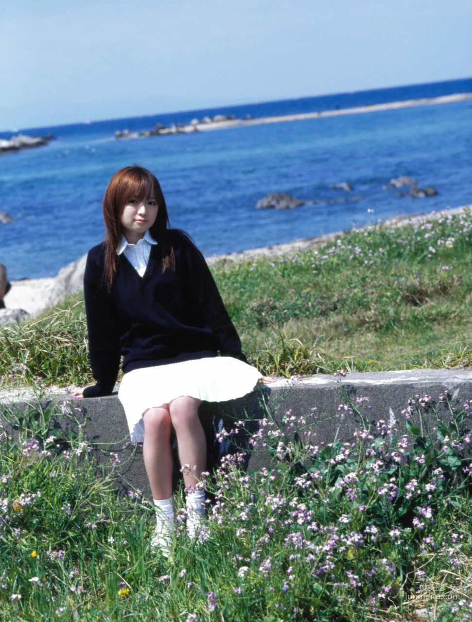 Asami Konno [Hello! Project Digital Books] Vol.36 Photo Set photo 13