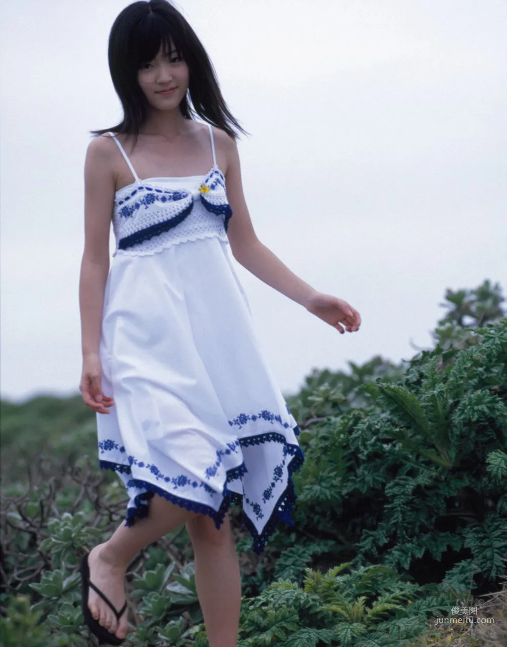 Airi Suzuki [Hello! Project Digital Books] Vol.43 Photo Set photo 4