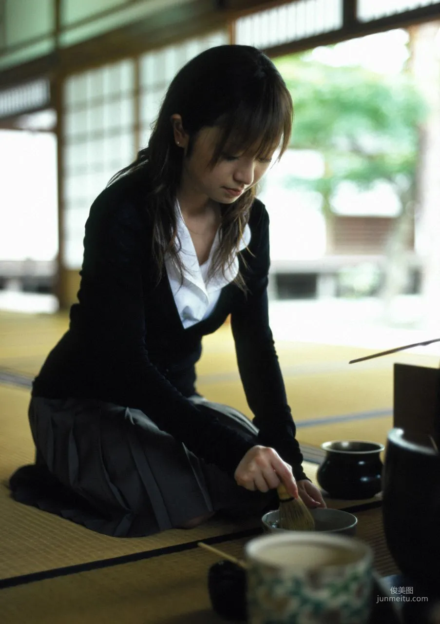 Asami Konno 紺野あさ美 [Hello! Project Digital Books] Vol.19 寫真集 37