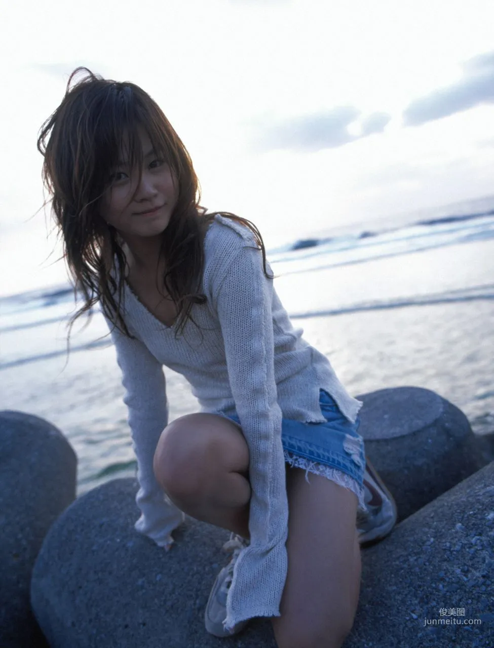 Risa Niigaki 新垣裡沙 [Hello! Project Digital Books] Vol.45 寫真集 44