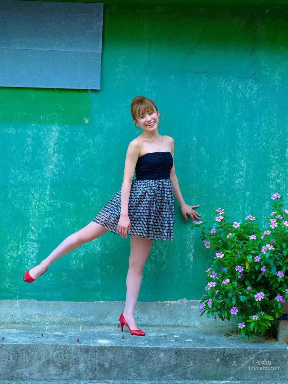 Ai Takahashi 高橋愛 [Hello! Project Digital Books] Vol.58 寫真集 34