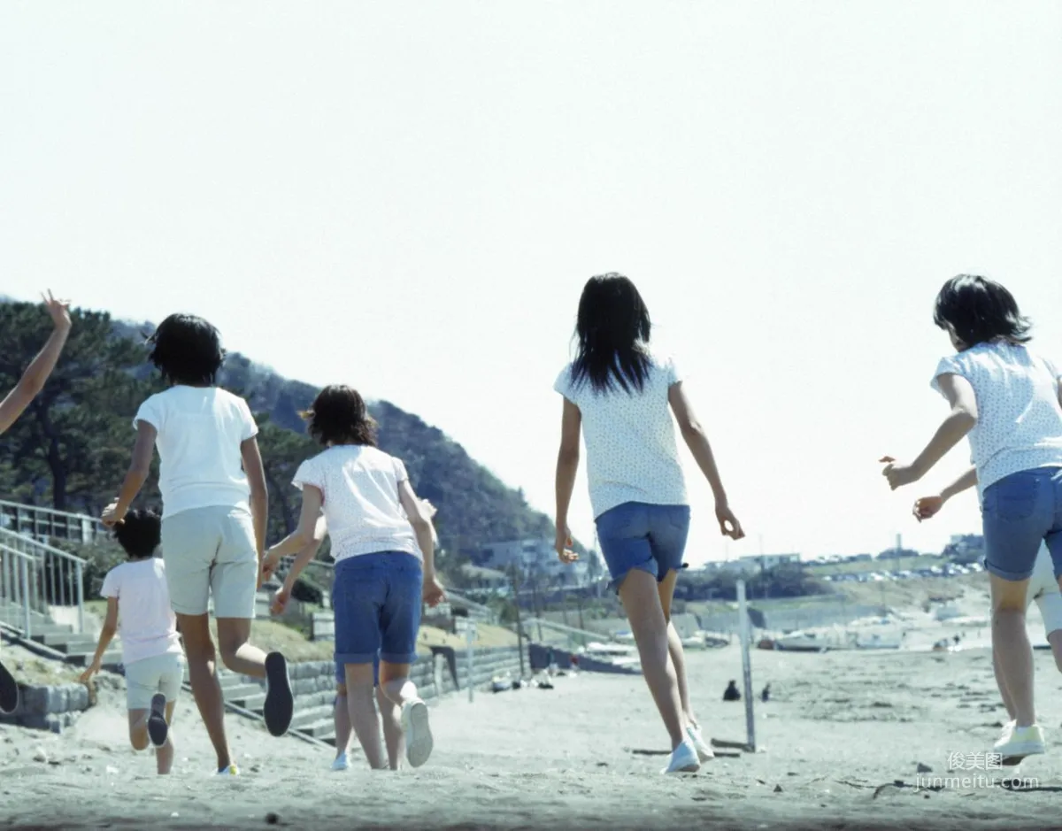 Berryz Koubou [Hello! Project Digital Books] Vol.15 Photo Set photo 8