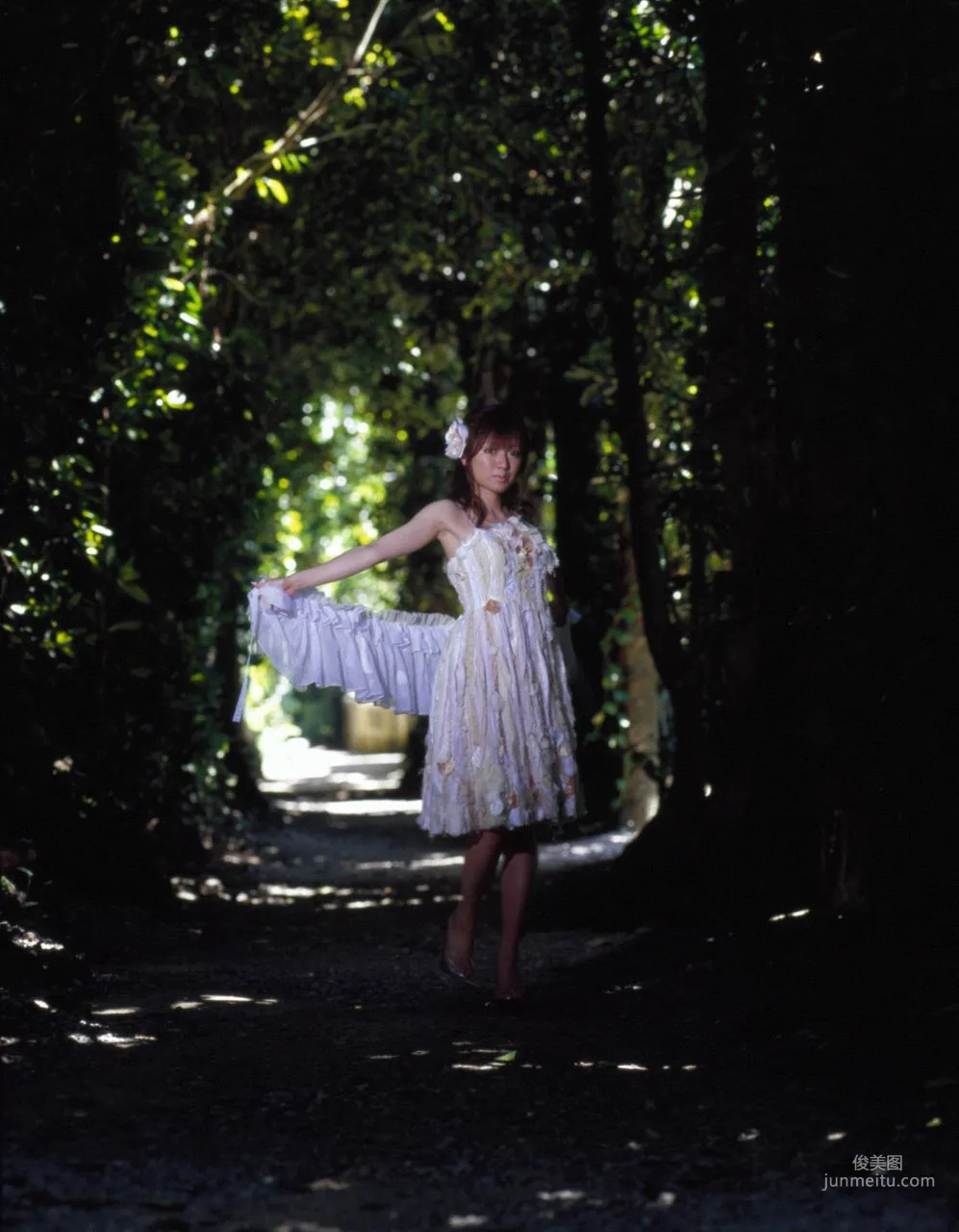 Asami Konno 紺野あさ美 [Hello! Project Digital Books] Vol.19 寫真集 60