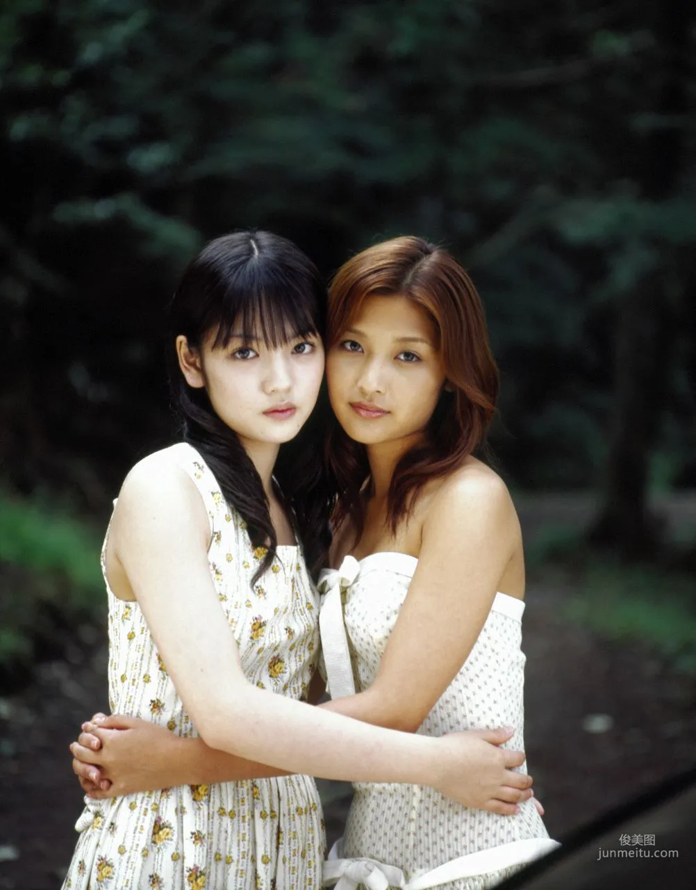 石川梨華、道重さゆみ [Hello! Project Digital Books] Vol.21 寫真集 33
