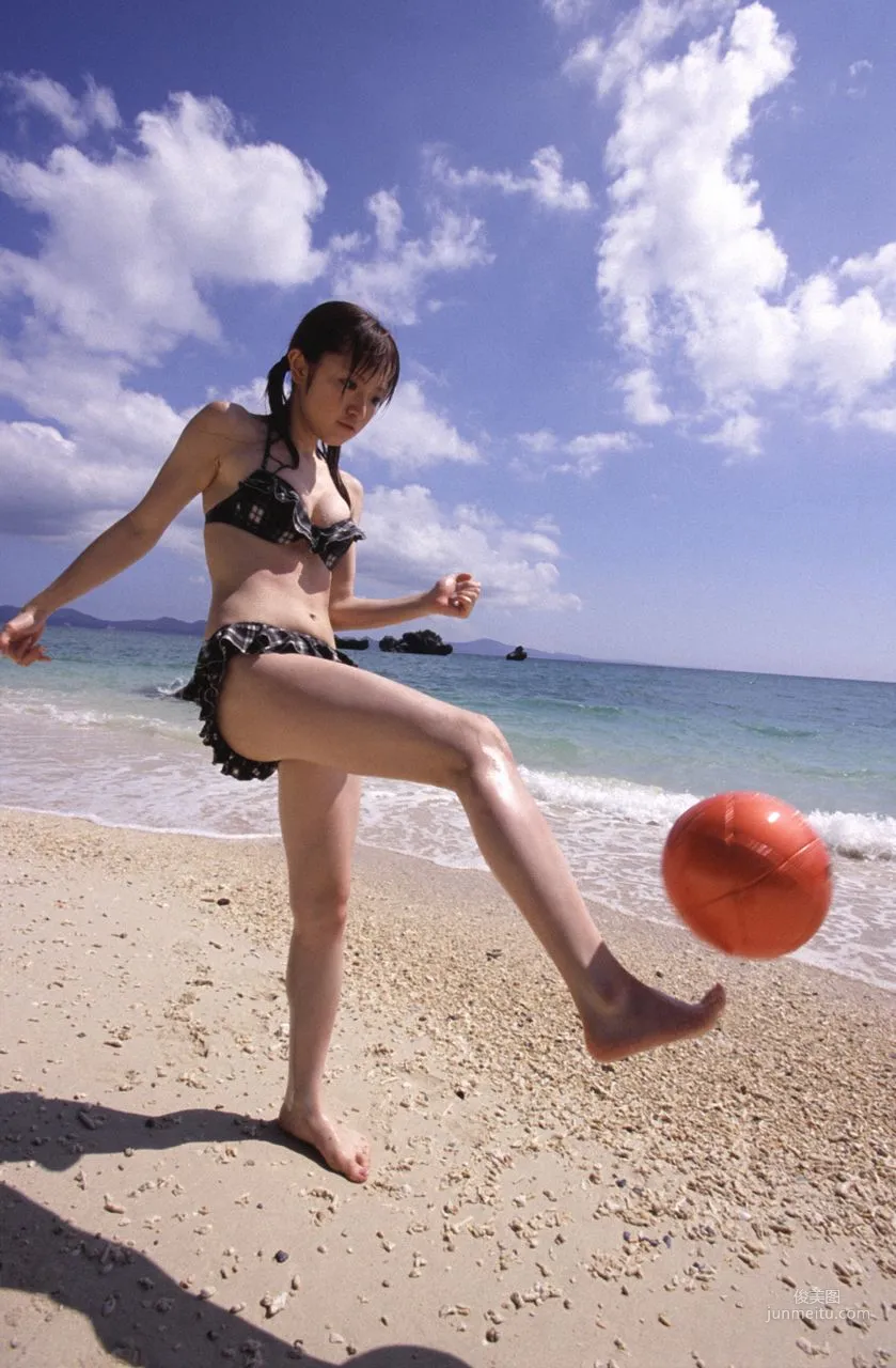 Asami Konno 紺野あさ美 [Hello! Project Digital Books] Vol.19 寫真集 106