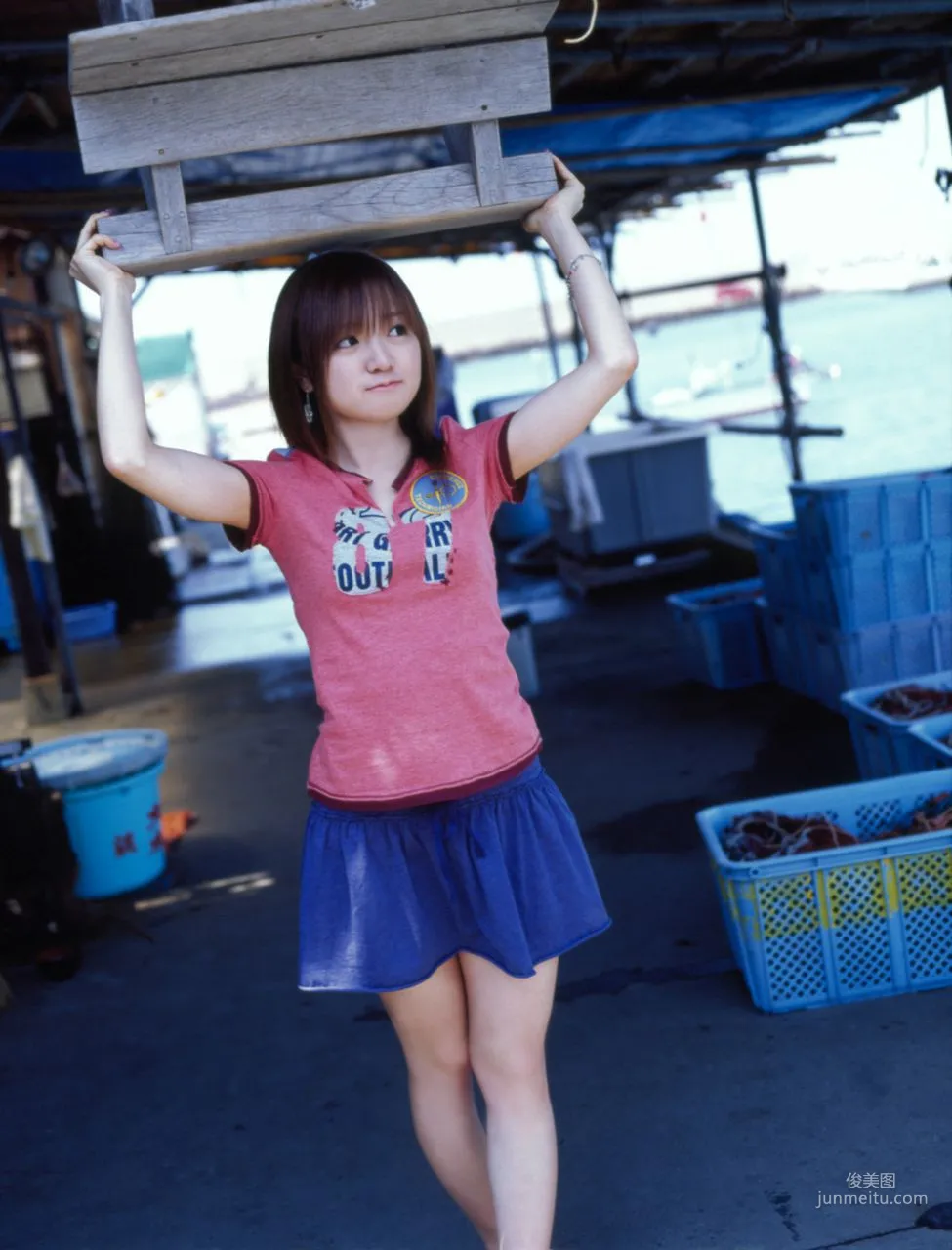 Asami Konno [Hello! Project Digital Books] Vol.36 Photo Set photo 34