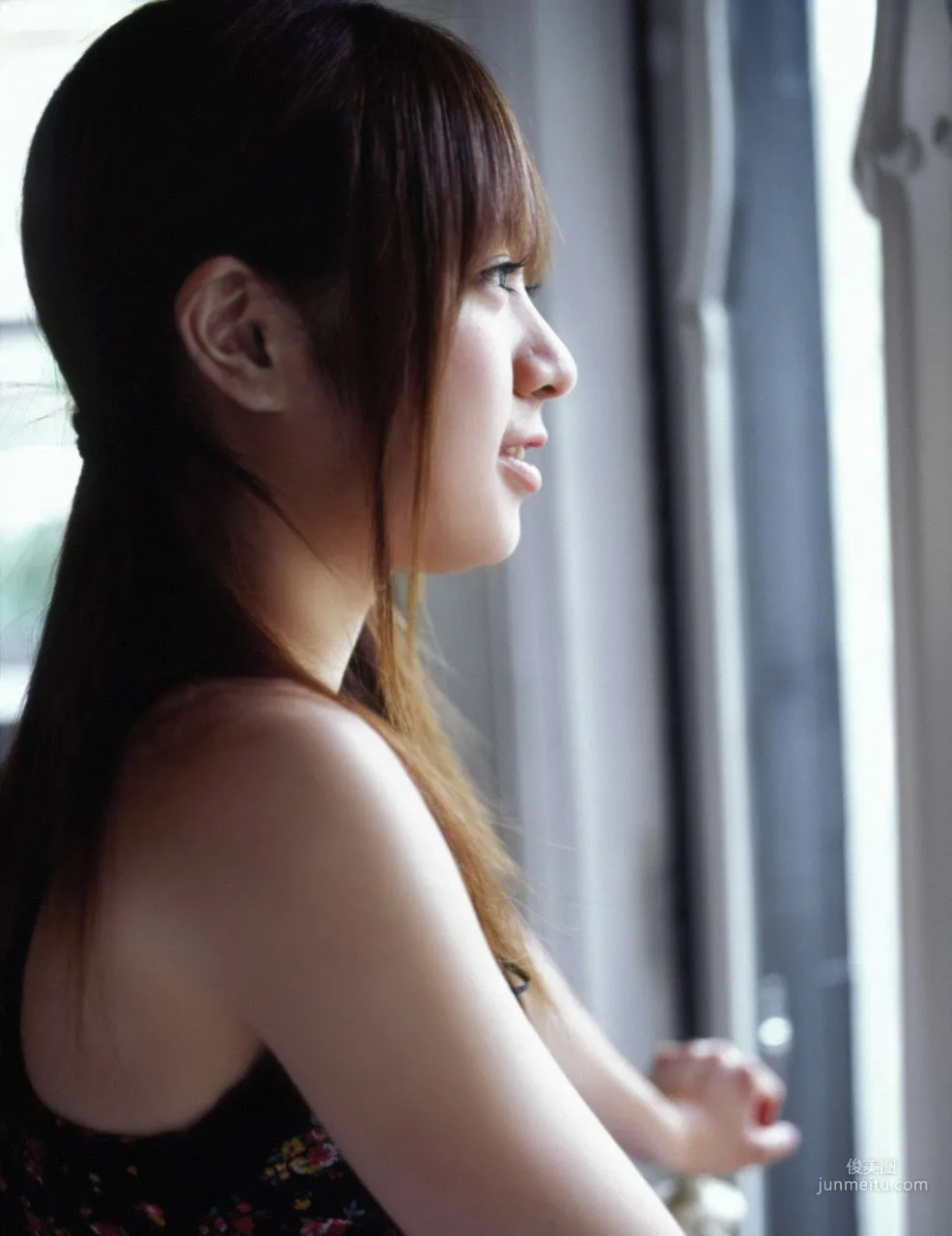 Asami Konno [Hello! Project Digital Books] Vol.40 Photo Set photo 30