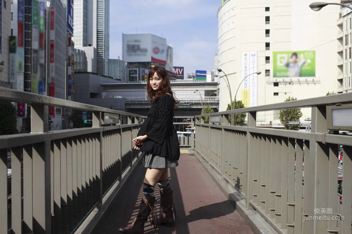 Eri Kamei [Hello! Project Digital Books] Vol.65 Photo Set photo 5