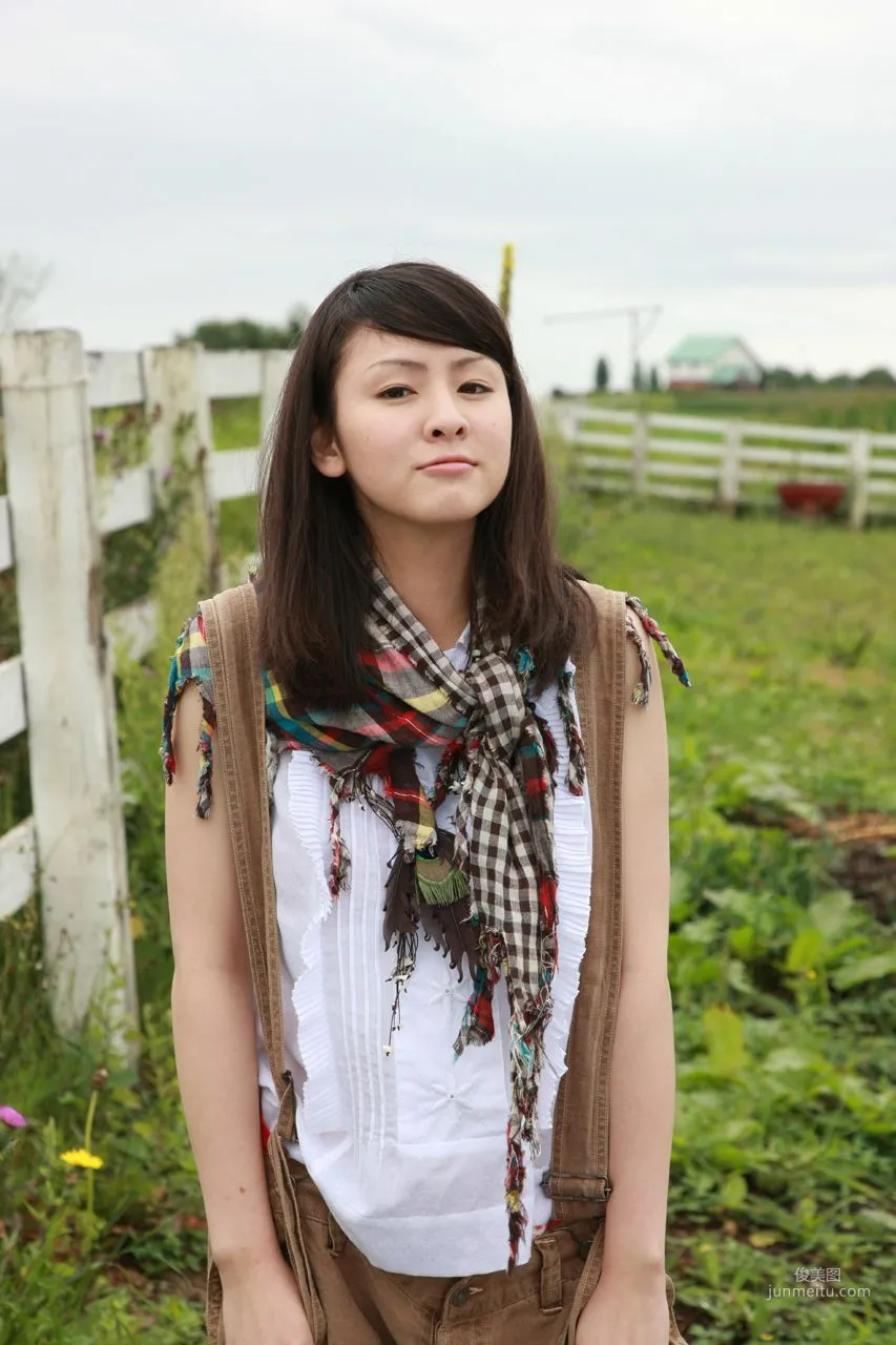Risako Sugaya [Hello! Project Digital Books] Vol.68 Photo Set photo 71