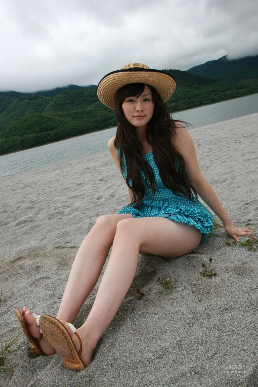 Risako Sugaya [Hello! Project Digital Books] Vol.68 Photo Set photo 53