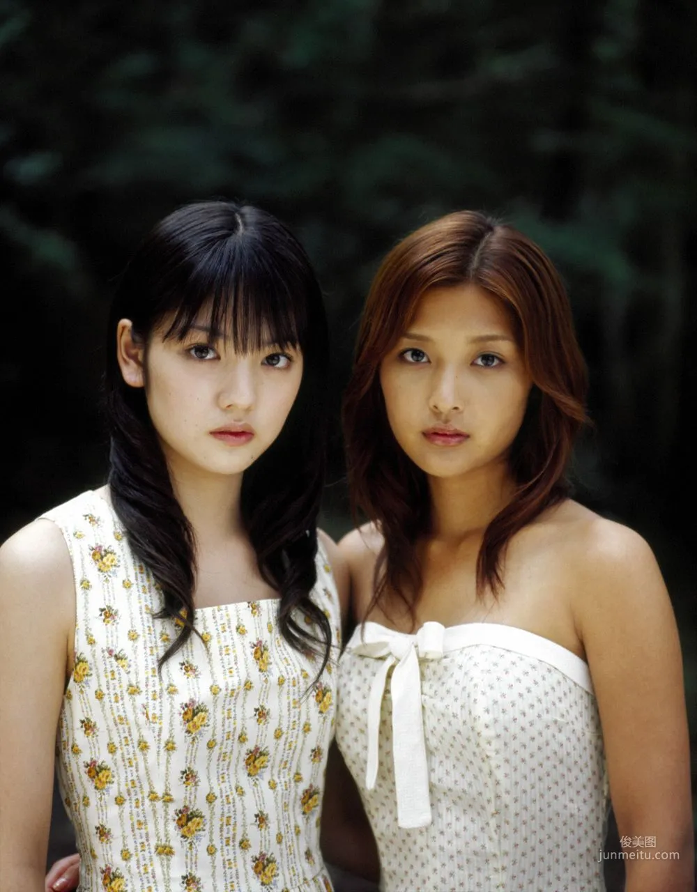 石川梨華、道重さゆみ [Hello! Project Digital Books] Vol.21 寫真集 32
