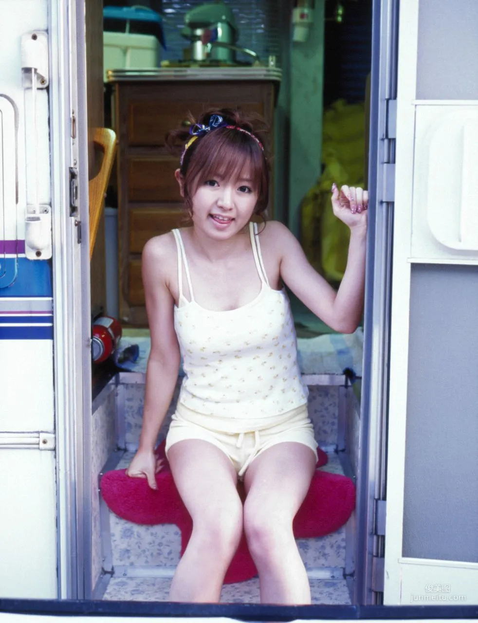 Asami Konno [Hello! Project Digital Books] Vol.36 Photo Set photo 68