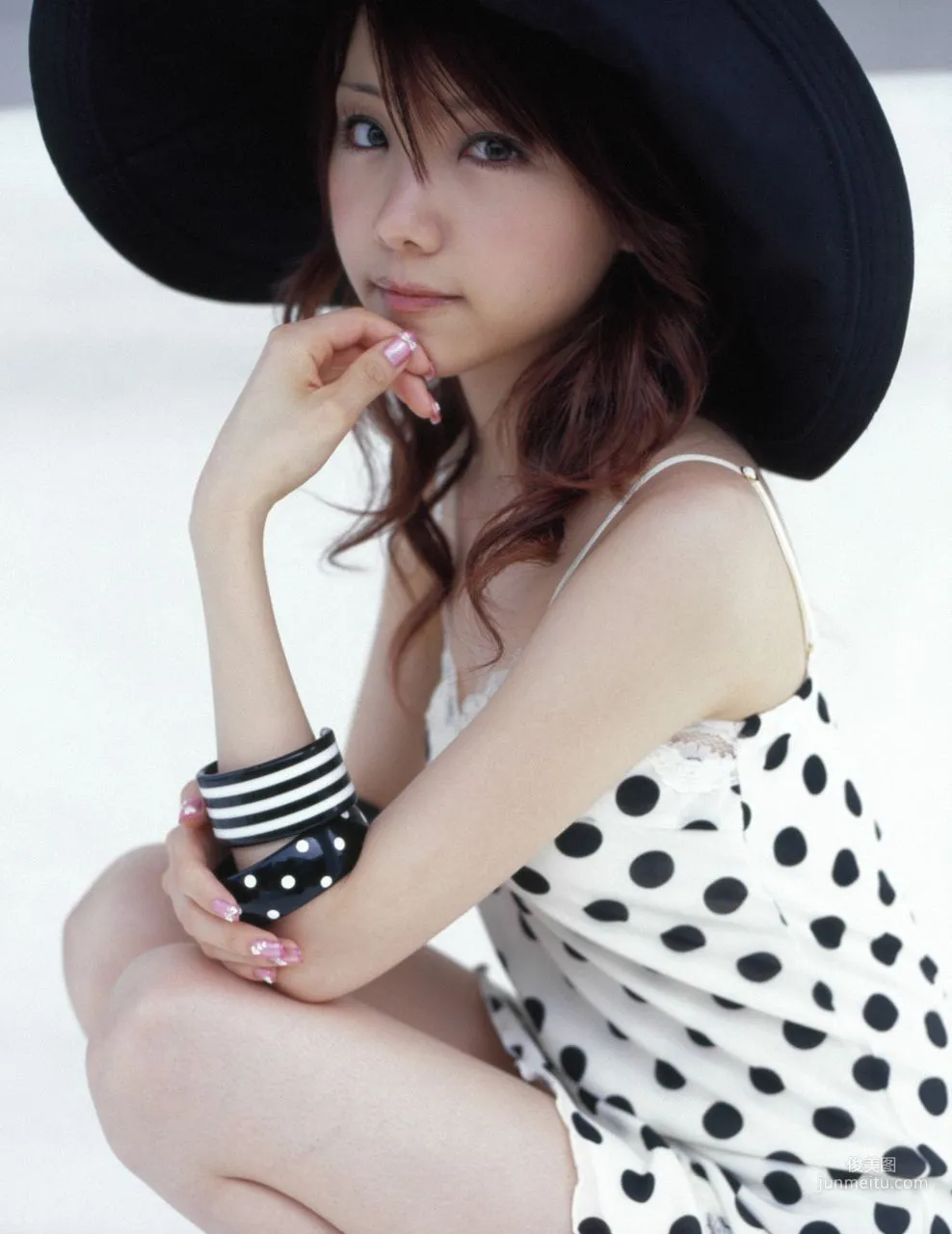 Reina Tanaka [Hello! Project Digital Books] Vol.46 Photo Set photo 21