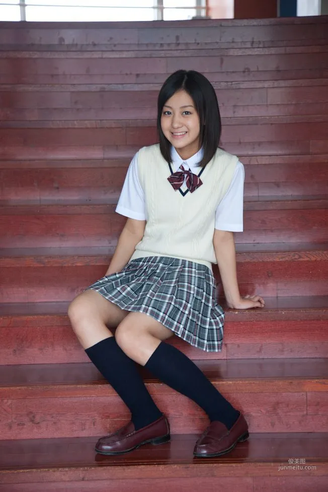 萩原舞 Mai Hagiwara [Hello! Project Digital Books] Vol.70 写真集3