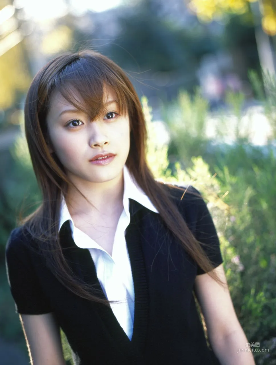 Takahashi Ai Ai Takahashi [Hello! Project Digital Books] Vol.28 Photo Set photo 38