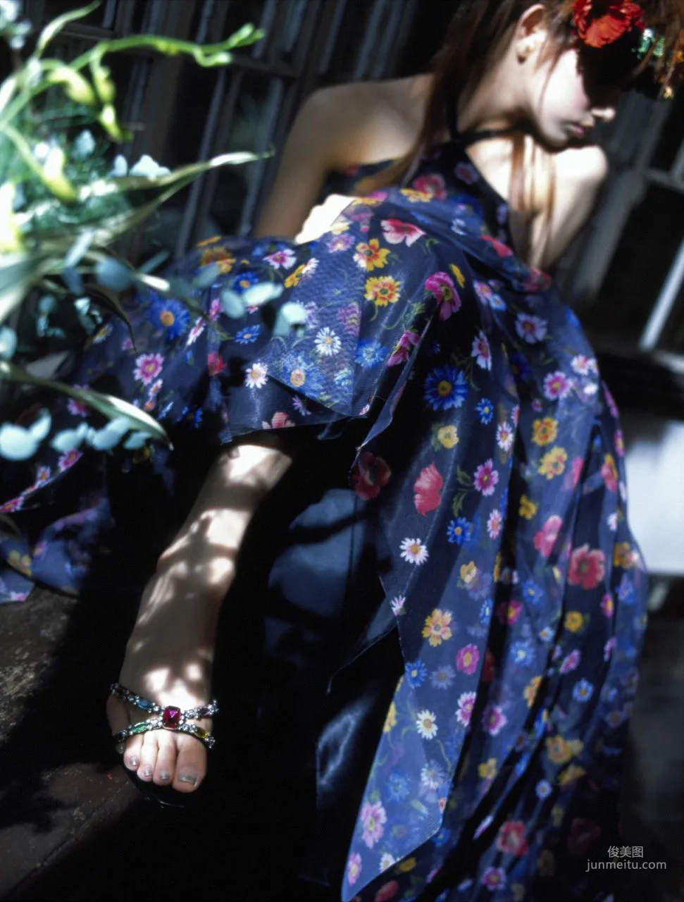 Goto Maki Maki Goto [Hello! Project Digital Books] Vol.13 Photo Set photo 14