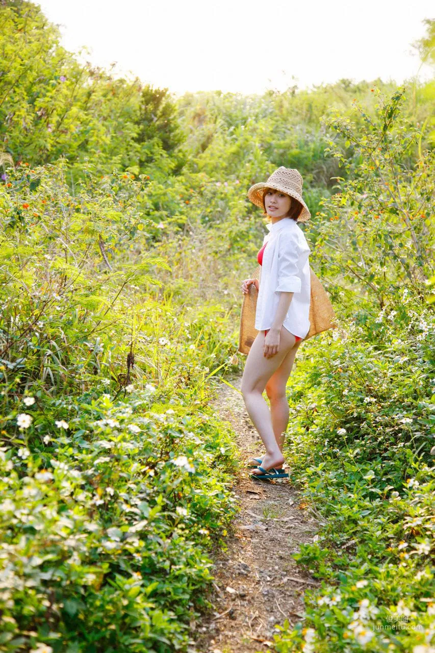 Ai Takahashi 高橋愛 [Hello! Project Digital Books] Vol.58 寫真集 36