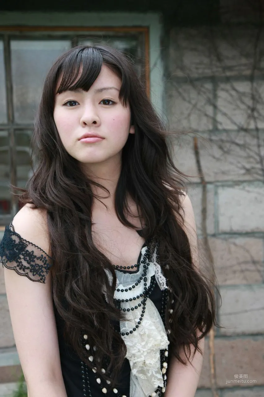 Risako Sugaya [Hello! Project Digital Books] Vol.68 Photo Set photo 64