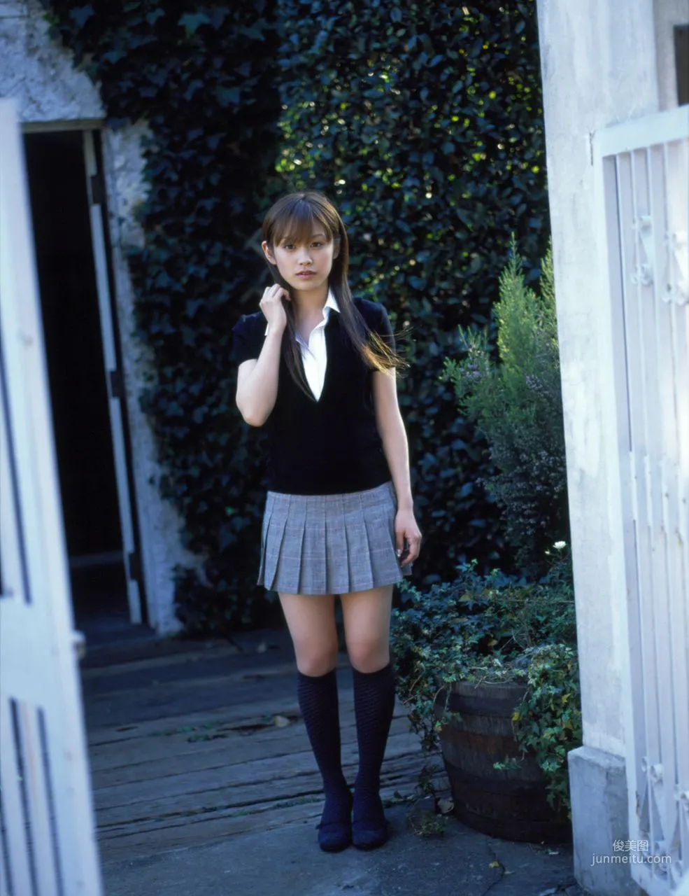 Takahashi Ai Ai Takahashi [Hello! Project Digital Books] Vol.28 Photo Set photo 39