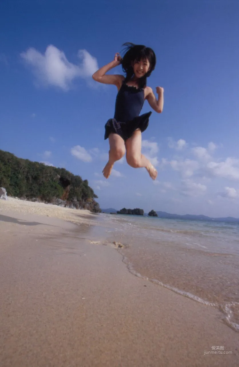 Airi Suzuki [Hello! Project Digital Books] Vol.43 Photo Set photo 80