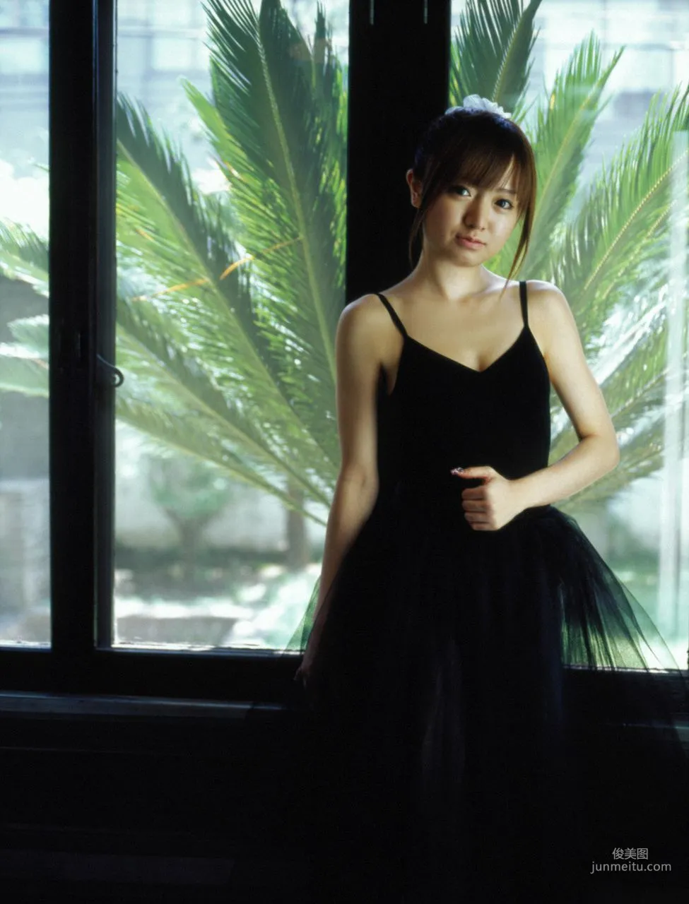 Asami Konno [Hello! Project Digital Books] Vol.40 Photo Set photo 49