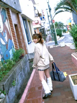 Reina Tanaka 田中麗奈/田中れいな [Hello! Project Digital Books] Vol.31 寫真集