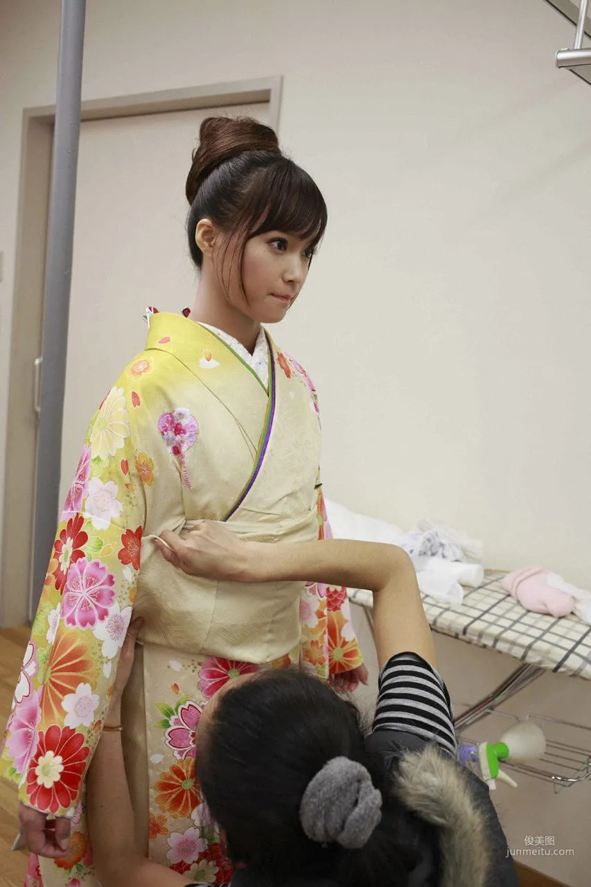 Eri Kamei [Hello! Project Digital Books] Vol.65 Photo Set photo 10